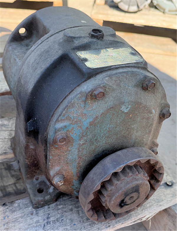 Reliance Electric Speed Reducer, 5:1 Ratio)